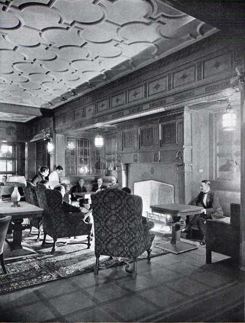 foto: Gjenvick.com  Smoking room del vapor Leviatán, 1923